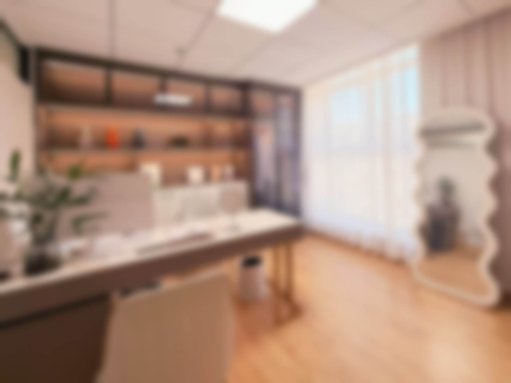 {张家界大众祺美医美发际线种植1500单位以内一口价12888，低价享精准种植，效果自然又持久！ 