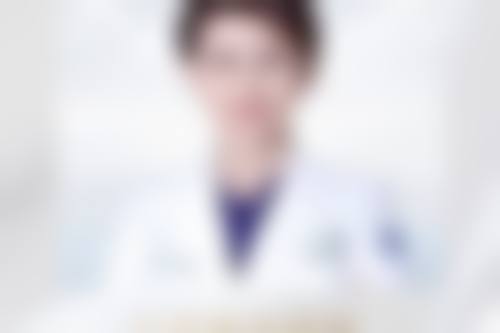 注射隆鼻形态难控易变形是真的吗